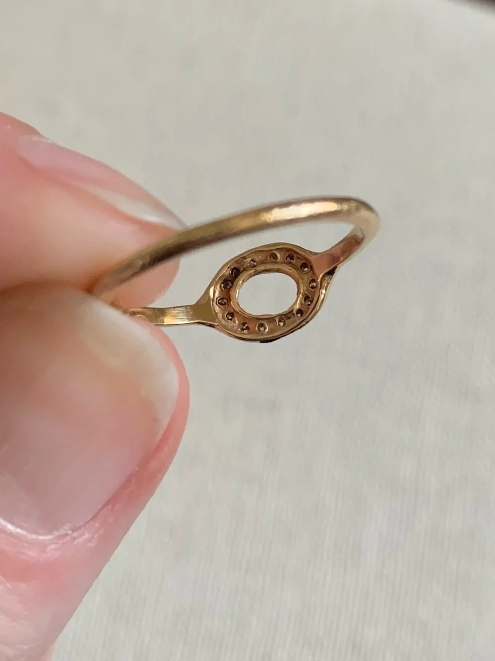 Ariko oval ring 14k yellow gold with brown diamonds. Like new. size 6.5